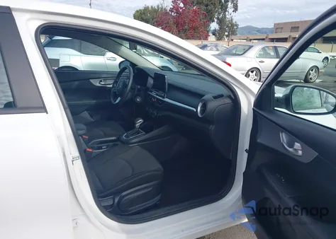 2024 Kia Forte Lxs из США, поврежденный, VIN 3KPF24AD0RE786254